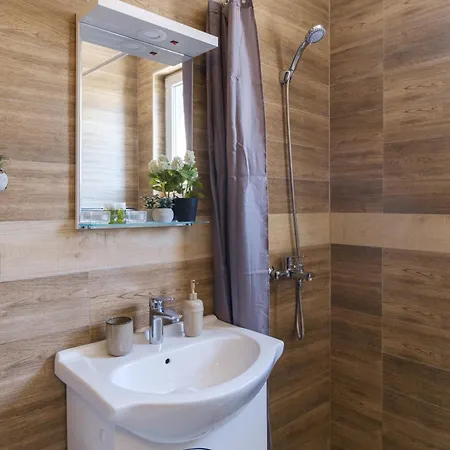Serene Luxe Oasis Retreat On The Outskirts Plovdiv