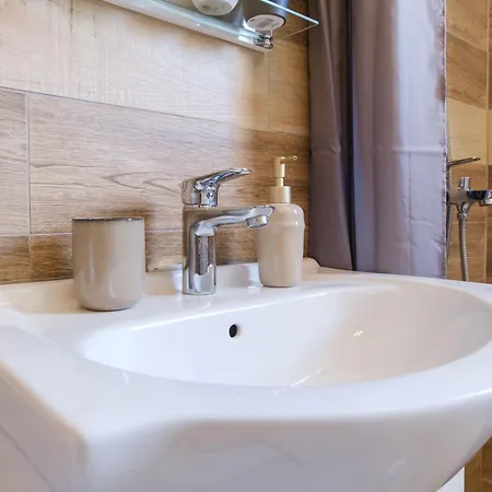 Serene Luxe Oasis Retreat On The Outskirts Apartment Plovdiv