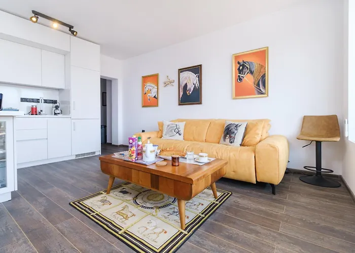 Serene Luxe Oasis Retreat On The Outskirts By Flat Mаnager Appartement Plovdiv