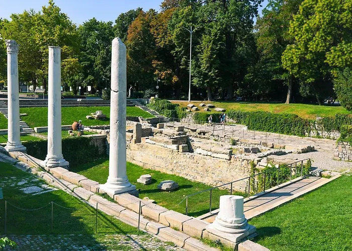 Serene Luxe Oasis Retreat On The Outskirts By Flat Mаnager