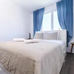Serene Luxe Oasis Retreat On The Outskirts By Flat Mаnager Apartment Plovdiv