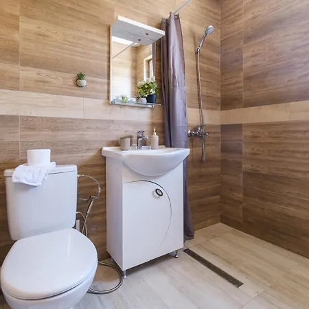 Апартамент Serene Luxe Oasis Retreat On The Outskirts