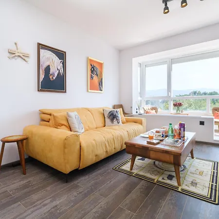 Apartment Serene Luxe Oasis Retreat On The Outskirts By Flat Mаnager