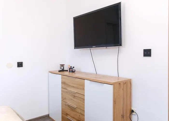 Serene Luxe Oasis Retreat On The Outskirts By Flat Mаnager * Plowdiw