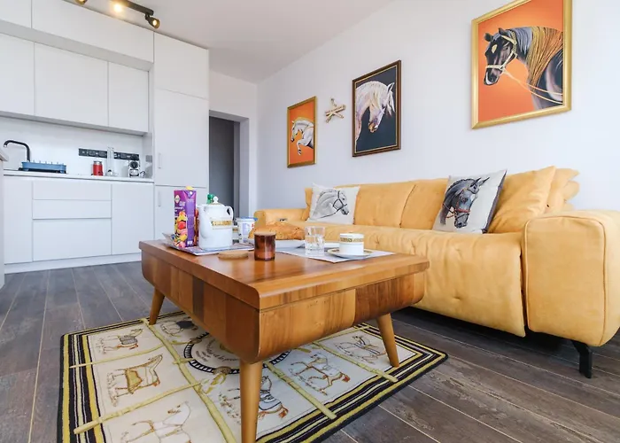 Serene Luxe Oasis Retreat On The Outskirts By Flat Mаnager