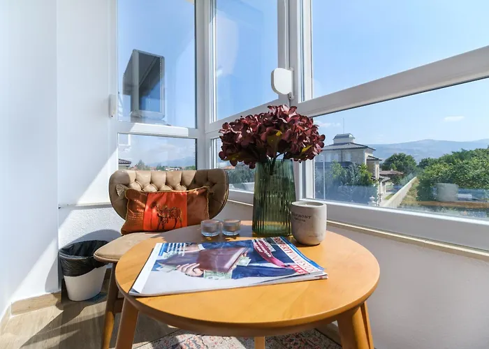 Serene Luxe Oasis Retreat On The Outskirts By Flat Mаnager Plowdiw