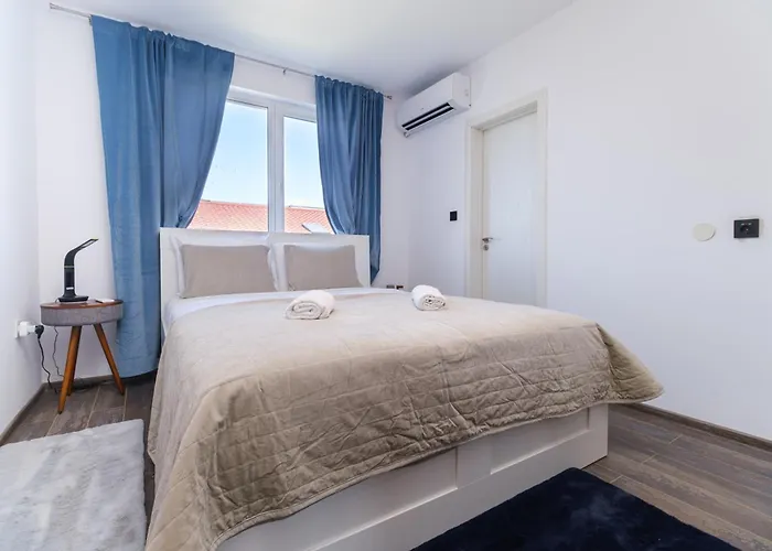 Apartment Serene Luxe Oasis Retreat On The Outskirts By Flat Mаnager *